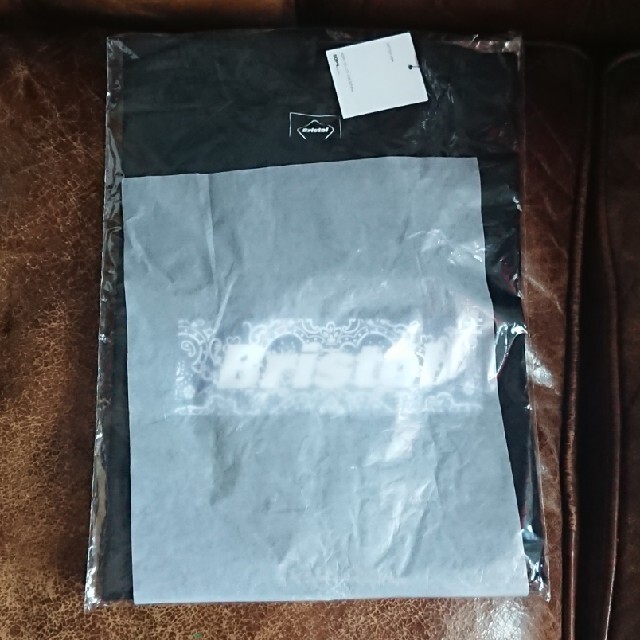 F.C.R.B.(エフシーアールビー)のF.C.Real Bristol BANDANA BOX LOGO XL 黒 メンズのトップス(Tシャツ/カットソー(半袖/袖なし))の商品写真