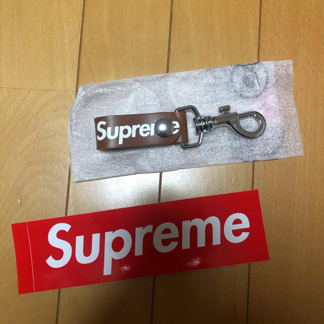 Supreme(シュプリーム)のスタンド様専用supreme   leather key loop  ブラウン メンズのファッション小物(キーホルダー)の商品写真