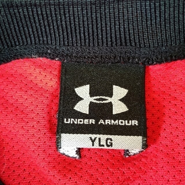 UNDER ARMOUR(アンダーアーマー)のアンダーアーマー キッズ ピステ上下セット スポーツ/アウトドアのサッカー/フットサル(ウェア)の商品写真