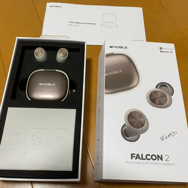 Noble(ノーブル)のNoble-FALCON 2 ホワイト スマホ/家電/カメラのオーディオ機器(ヘッドフォン/イヤフォン)の商品写真