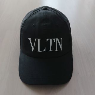 ヴァレンティノ(VALENTINO)のVALENTINO ヴァレンティノ VLTN  キャップ(キャップ)