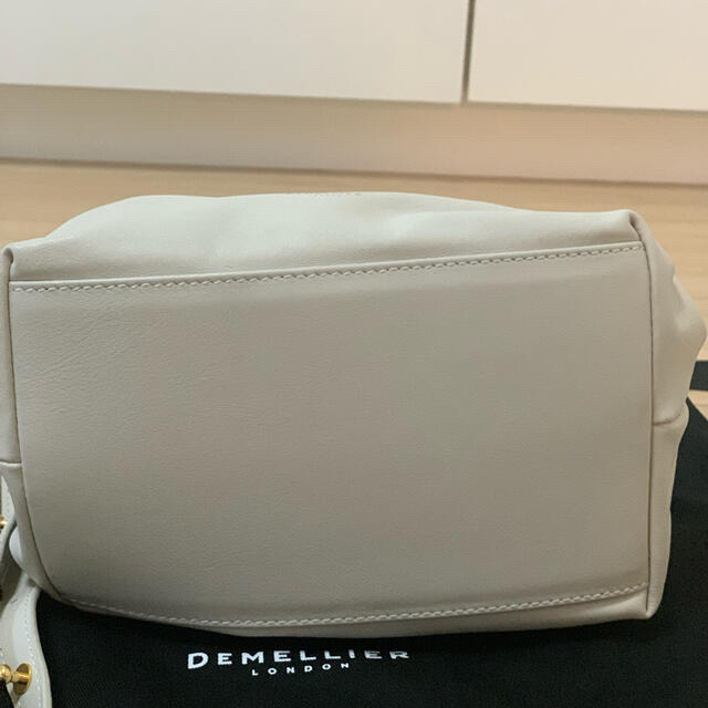 L'Appartement DEUXIEME CLASSE(アパルトモンドゥーズィエムクラス)の美品【DEMELLIER LONDON】hand bag with chain レディースのバッグ(ハンドバッグ)の商品写真