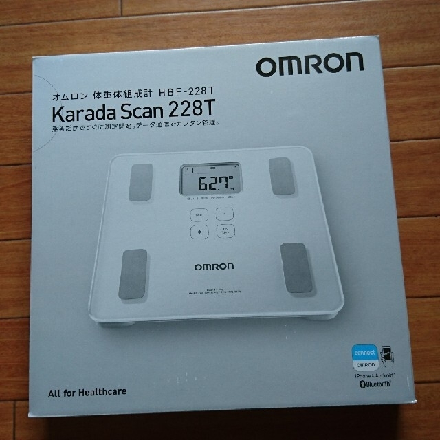 OMRON(オムロン)の新品未使用 オムロン カラダスキャン 228Ｔ スマホ/家電/カメラの美容/健康(体重計/体脂肪計)の商品写真