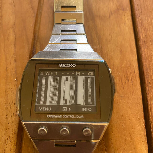 SEIKO(セイコー)のセイコーブライツ 電波ソーラー アクティブマトリックスEPD メンズの時計(腕時計(デジタル))の商品写真
