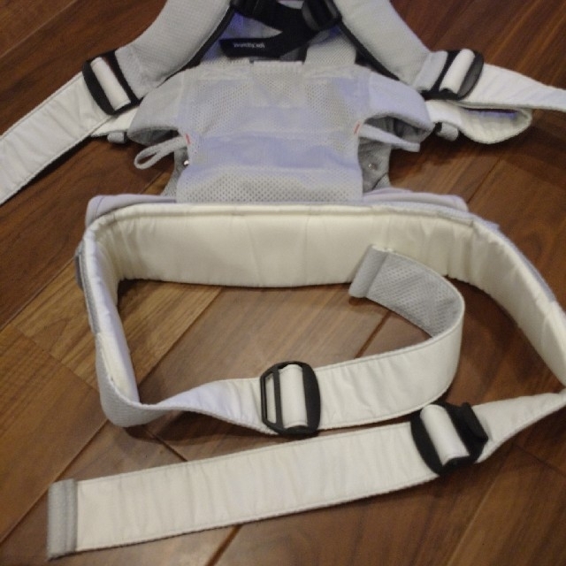 BABYBJORN(ベビービョルン)の☆ゆうり様専用☆ キッズ/ベビー/マタニティの外出/移動用品(抱っこひも/おんぶひも)の商品写真