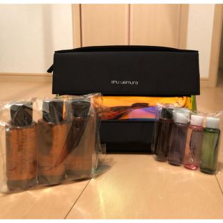 シュウウエムラ(shu uemura)のノベルティーポーチ&クレンジングオイルセット(クレンジング/メイク落とし)