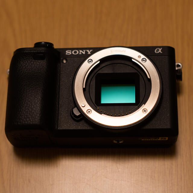 SONY(ソニー)のSONY α6300 ILCE-6300M ブラック スマホ/家電/カメラのカメラ(ミラーレス一眼)の商品写真