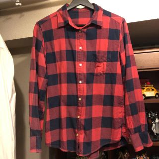 ユニクロ(UNIQLO)のUNIQLO ユニクロ チェックシャツ ネルシャツ 赤 黒 Lサイズ(シャツ/ブラウス(長袖/七分))