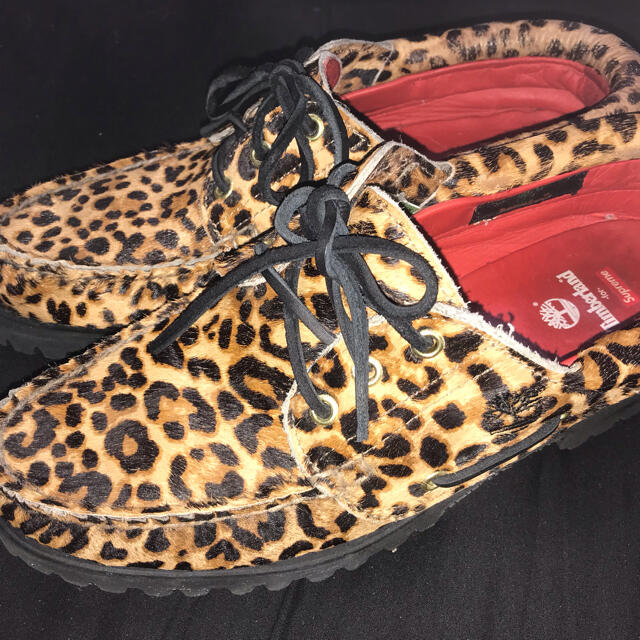 Supreme x Timberland 3-Eye Classic Lug Supreme x Timberland 3-Eye Classic Lug