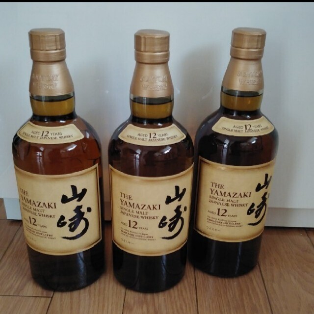 サントリー(サントリー)の本日のみ値下げ　サントリー　山崎　12年　700ml　３本セット 食品/飲料/酒の酒(ウイスキー)の商品写真