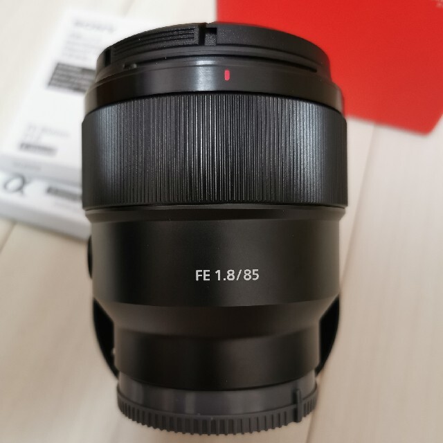 SONY(ソニー)の美品　SONY　FE 85mm F1.8  SEL85F18　単焦点レンズ　 スマホ/家電/カメラのカメラ(レンズ(単焦点))の商品写真