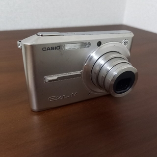 CASIO EXILIM EX-S600 カシオ　デジタルカメラ　A322