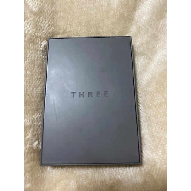 THREE(スリー)のTHREE スリー ディメンショナルビジョン アイパレット 03 コスメ/美容のベースメイク/化粧品(アイシャドウ)の商品写真