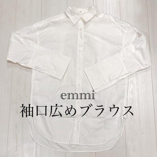 エミアトリエ(emmi atelier)のemmi 白シャツ　白ブラウス　オフィスカジュアルにも(シャツ/ブラウス(長袖/七分))