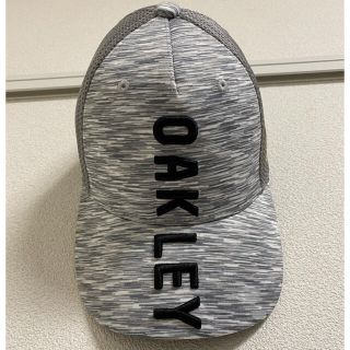 オークリー(Oakley)のオークリー　帽子　ゴルフ(キャップ)