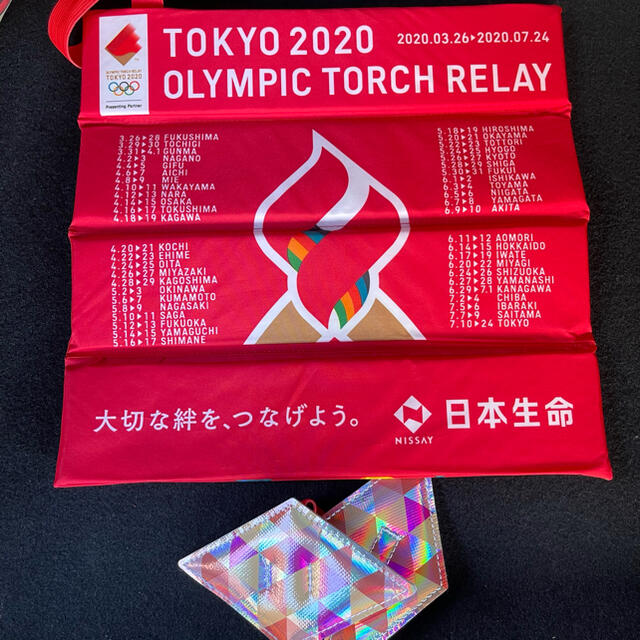 東京2020 オリンピック 日本生命 折りたたみクッション スポーツ/アウトドアのスポーツ/アウトドア その他(その他)の商品写真