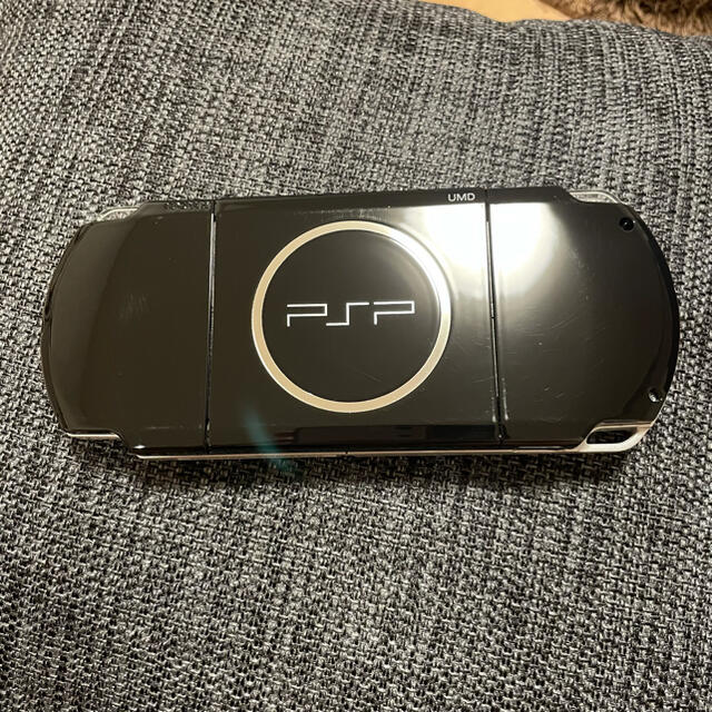 PlayStation Portable(プレイステーションポータブル)のSONY PSP (PlayStationPortable) エンタメ/ホビーのゲームソフト/ゲーム機本体(携帯用ゲーム機本体)の商品写真