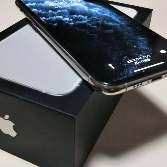 2022新作モデル 11 iPhone - iPhone pro SIMフリー　シルバー 64GB スマートフォン本体