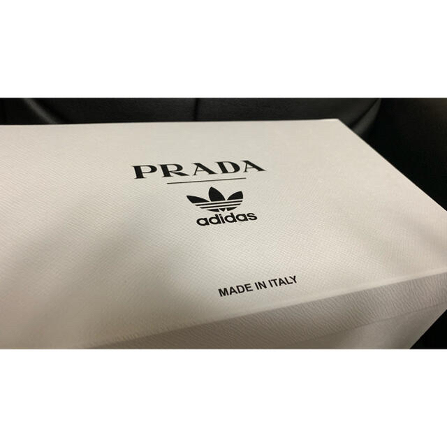 PRADA(プラダ)のPRADA adidas superstar 正規品　　　　新品未使用 メンズの靴/シューズ(スニーカー)の商品写真