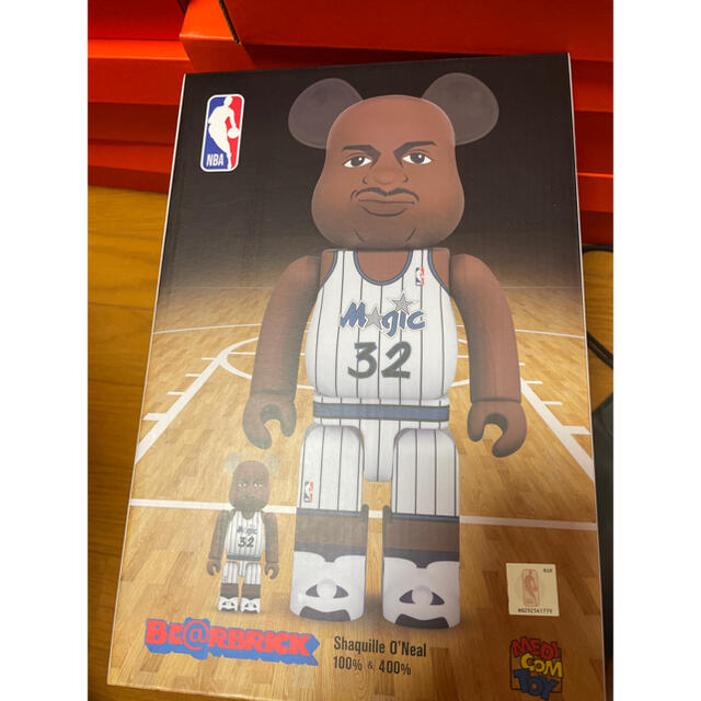 BE@RBRICK Shaquille O'Neal 100％ & 400％