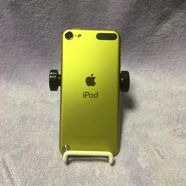 iPod touch(アイポッドタッチ)のiPod touch 第5世代イエロー（16GB）送料無料 スマホ/家電/カメラのオーディオ機器(ポータブルプレーヤー)の商品写真