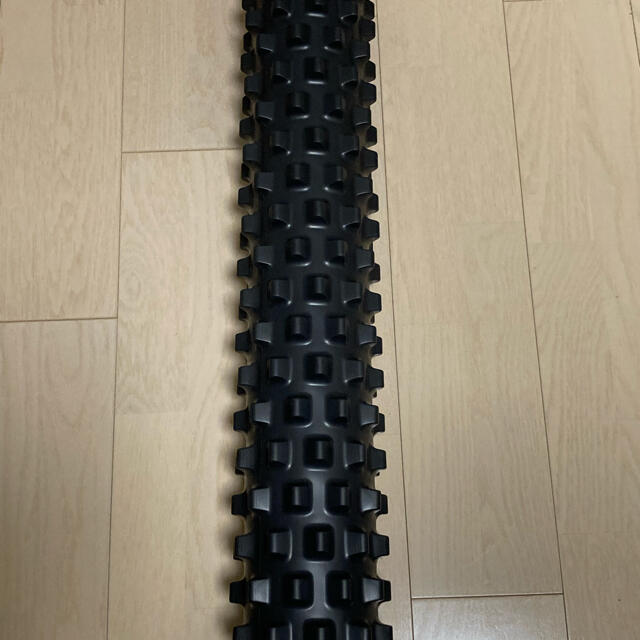 RUMBLE ROLLER  黒　80センチ　ハード スポーツ/アウトドアのトレーニング/エクササイズ(トレーニング用品)の商品写真