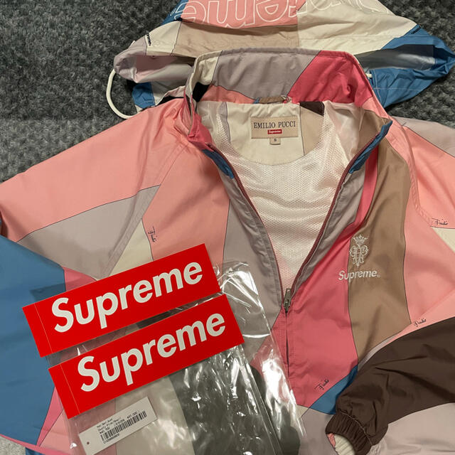 Supreme(シュプリーム)のSupreme Emilio Pucci Sport Jacket S【新品】 メンズのジャケット/アウター(ナイロンジャケット)の商品写真