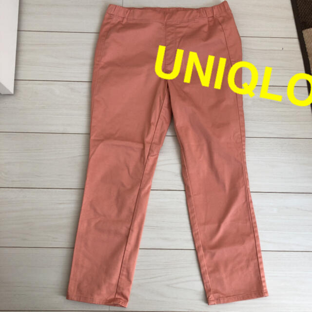 UNIQLO(ユニクロ)のユニクロ　UNIQLO イージークロップドレギンスパンツ Mサイズ レディースのパンツ(クロップドパンツ)の商品写真