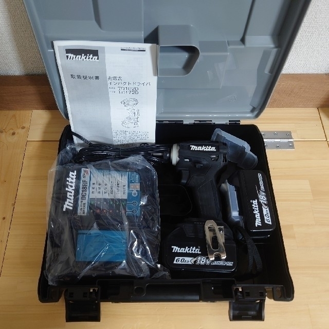 Makita(マキタ)のマキタ　18V　中古　インパクトドライバー　TD172DRGX スポーツ/アウトドアの自転車(工具/メンテナンス)の商品写真