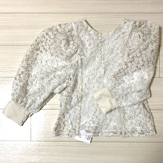 ナチュラルクチュール(natural couture)の花柄ブラウス(シャツ/ブラウス(長袖/七分))