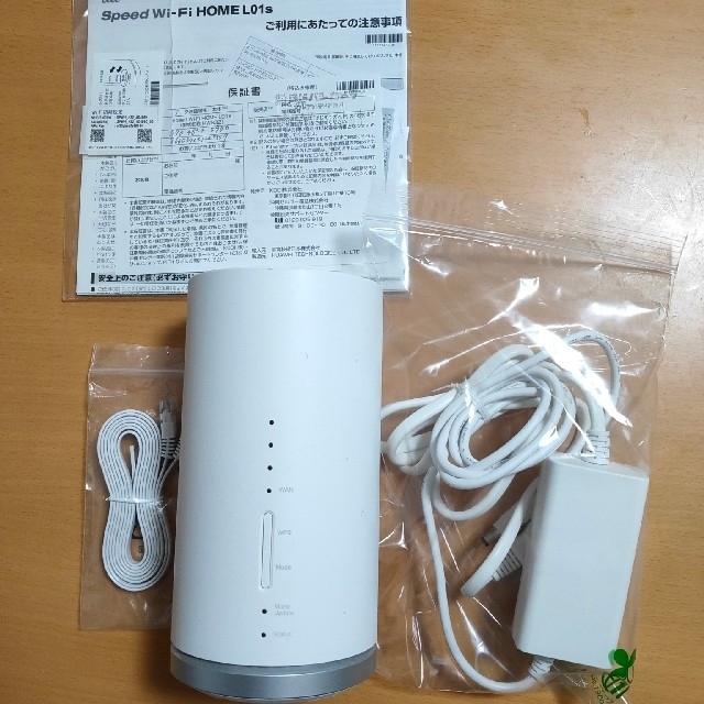 HUAWEI(ファーウェイ)のUQ WiMAX Speed Wi-Fi HOME L01s スマホ/家電/カメラのPC/タブレット(PC周辺機器)の商品写真