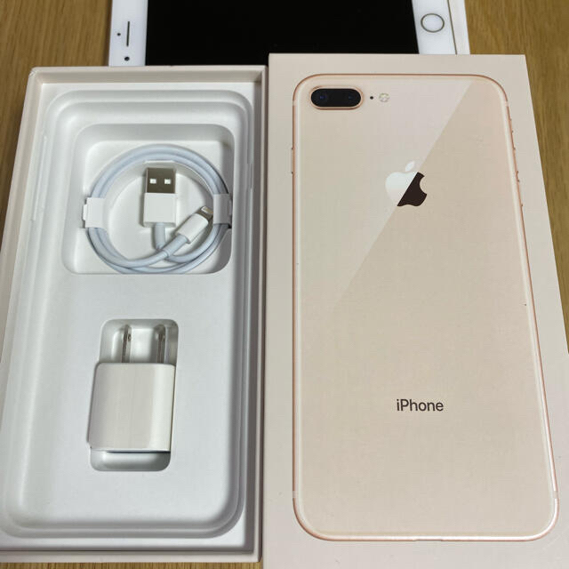 【最終値下げ】iPhone8plus 256GB ゴールド 3