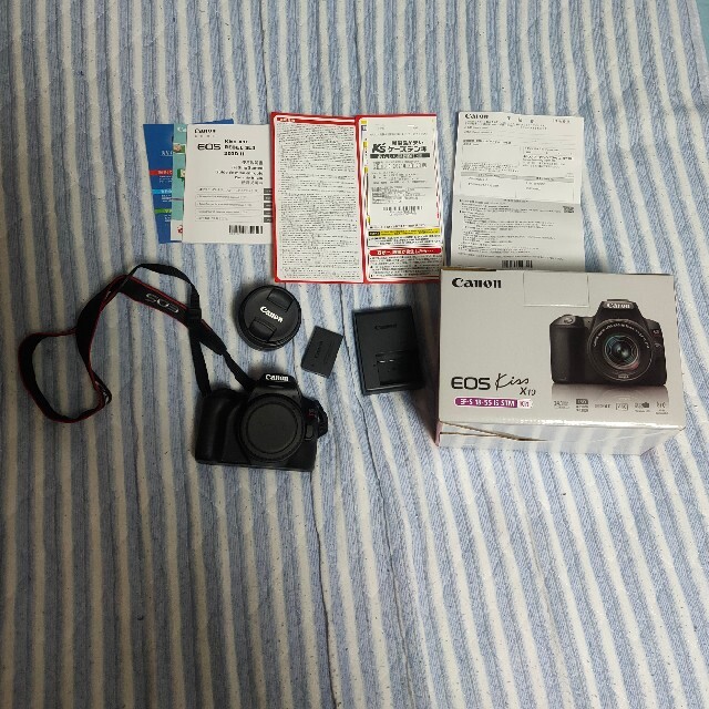 特別訳あり特価】 Canon - ほぼ新品 室内使用のみ CANON EOS Kiss x10