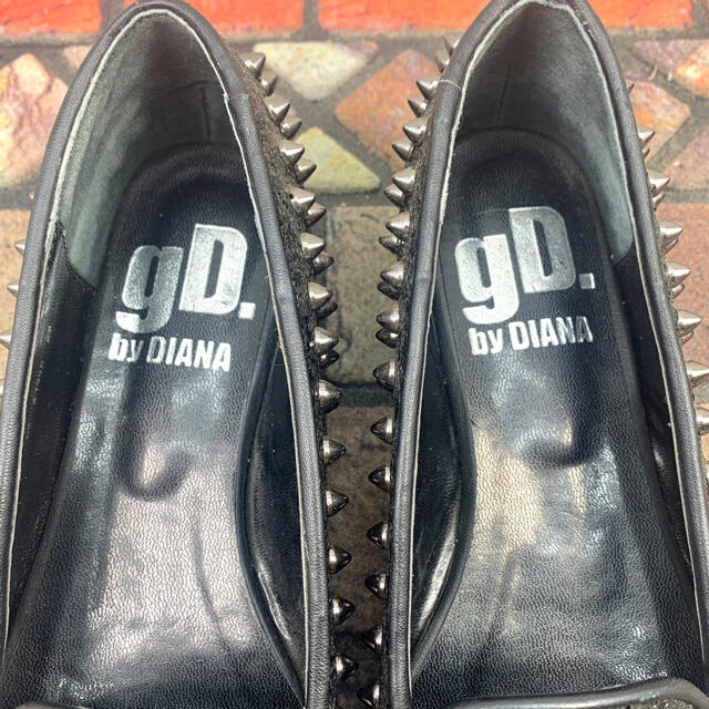 DIANA(ダイアナ)のgD by DIANA ジードバイダイアナ　スタッズオペラ　スリッポン レディースの靴/シューズ(スリッポン/モカシン)の商品写真