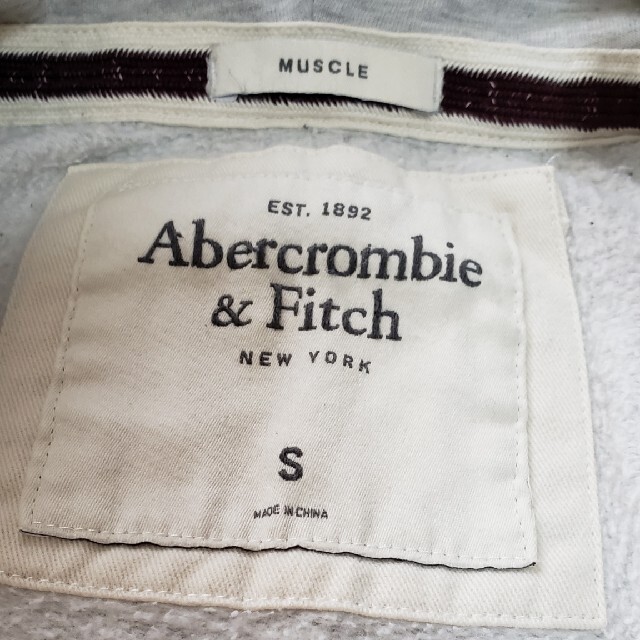 Abercrombie&Fitch(アバクロンビーアンドフィッチ)のアバクロ パーカー メンズのトップス(パーカー)の商品写真