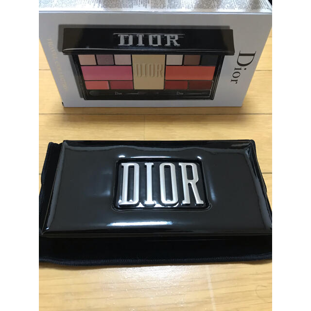 Christian Dior(クリスチャンディオール)の週末限定値下げ☺︎新品未使用★ウルトラディオール　メイクパレット免税店限定 コスメ/美容のキット/セット(コフレ/メイクアップセット)の商品写真