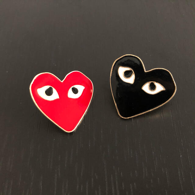 COMME des GARCONS(コムデギャルソン)のピンバッジ　ブローチ　ハート　バッヂ　ジュエリー　コムデギャルソン メンズのアクセサリー(その他)の商品写真