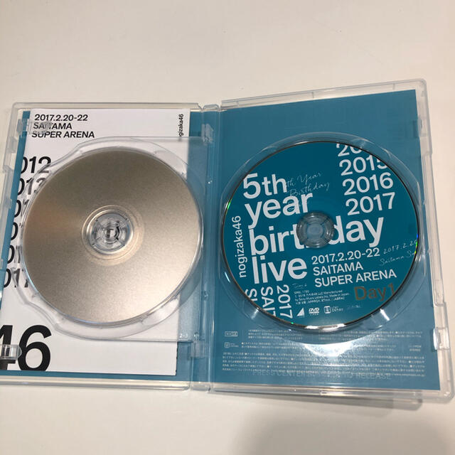 乃木坂46(ノギザカフォーティーシックス)の《定価8580円》乃木坂46/5th YEAR BIRTHDAY LIVE エンタメ/ホビーのDVD/ブルーレイ(アイドル)の商品写真