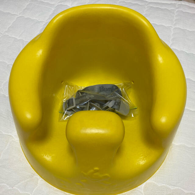 Bumbo(バンボ)のバンボ　ベルト付き キッズ/ベビー/マタニティの寝具/家具(その他)の商品写真