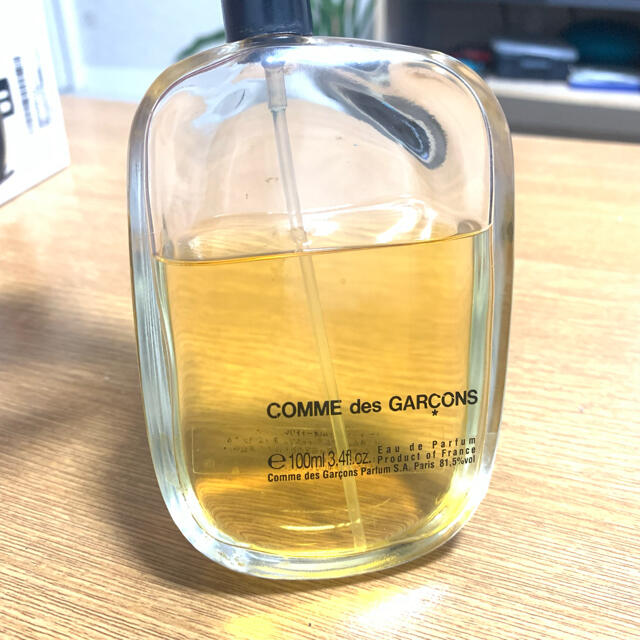 COMME des GARCONS(コムデギャルソン)のギャルソン　香水　100ml 残量6〜7割 コスメ/美容の香水(ユニセックス)の商品写真