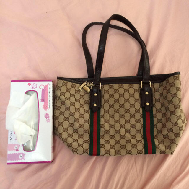 Gucci(グッチ)のGUCCI バッグ レディースのバッグ(トートバッグ)の商品写真