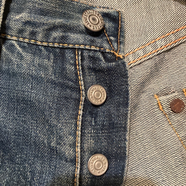 Levi's(リーバイス)の40’s リーバイス　501XX 革パッチ片面タブ　47モデル後期　LIVE’S メンズのパンツ(デニム/ジーンズ)の商品写真