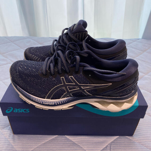 asics(アシックス)の【新品】アシックス　ゲルカヤノ27   25.0センチ スポーツ/アウトドアのランニング(シューズ)の商品写真