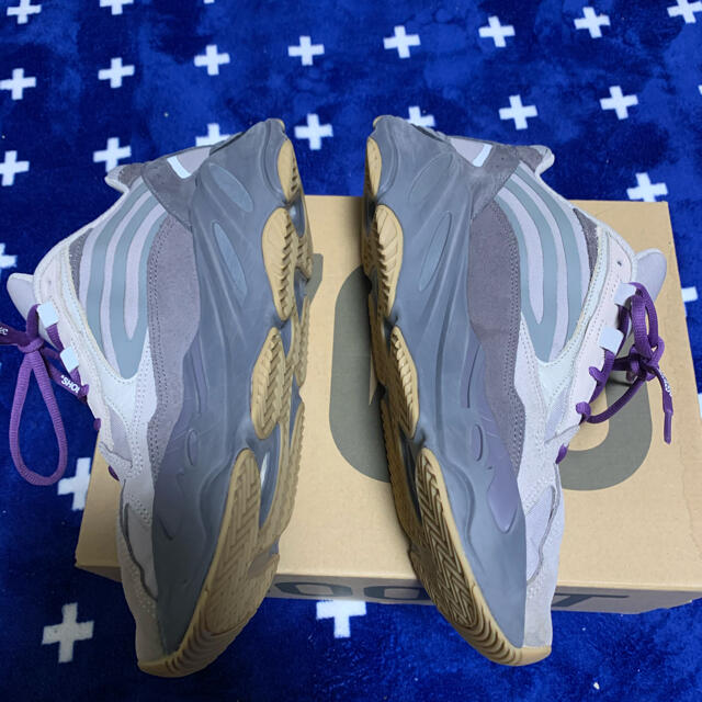 yeezy boost700v2 29.5cm