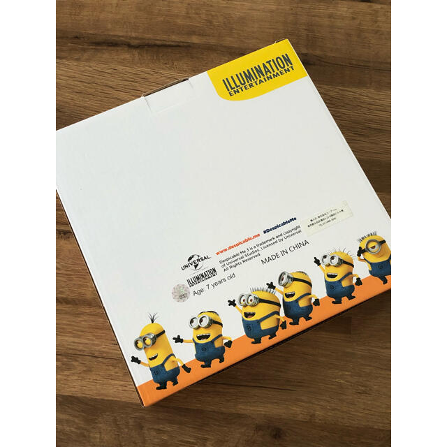 ミニオン(ミニオン)の【ミニオン】minions BANBOO PLATE 新品 箱付 インテリア/住まい/日用品のキッチン/食器(食器)の商品写真