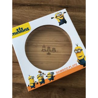 ミニオン(ミニオン)の【ミニオン】minions BANBOO PLATE 新品 箱付(食器)