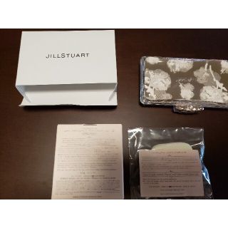 ジルスチュアート(JILLSTUART)のジルスチュアート　エアリーステイフローレスファンデーション23 限定ケースローズ(その他)