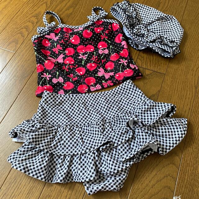 mezzo piano(メゾピアノ)の【yuki様専用】メゾピアノ水着 キッズ/ベビー/マタニティのキッズ服女の子用(90cm~)(水着)の商品写真