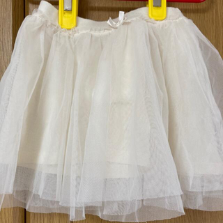 ユニクロ(UNIQLO)のユニクロ　チュールスカート　ホワイト　90(スカート)