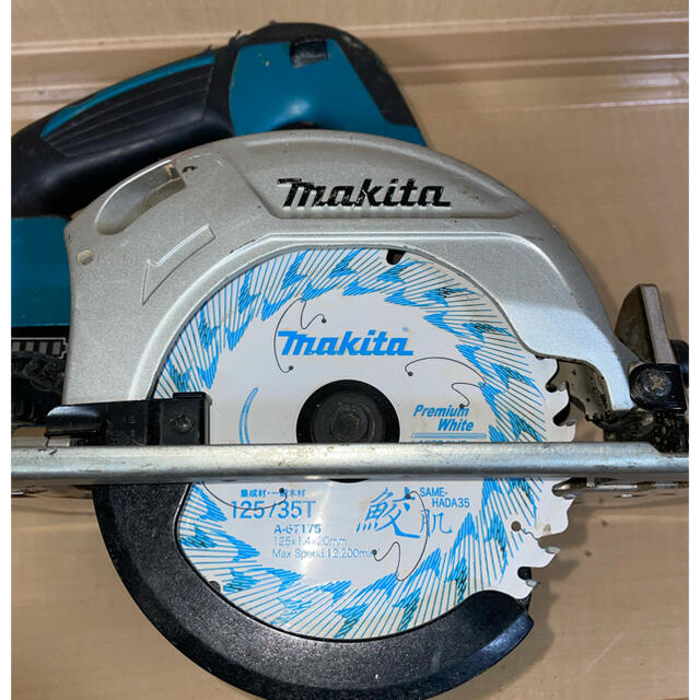 makita マキタ　125mm  充電式マルノコ　HS471D